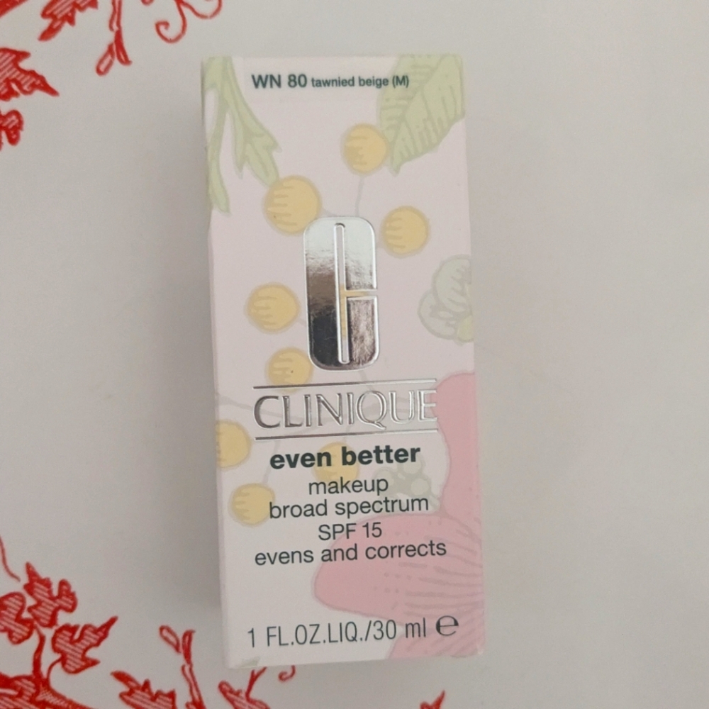 Clinique Even Better SPF15 Combination skin Foundation Tawnied Beige